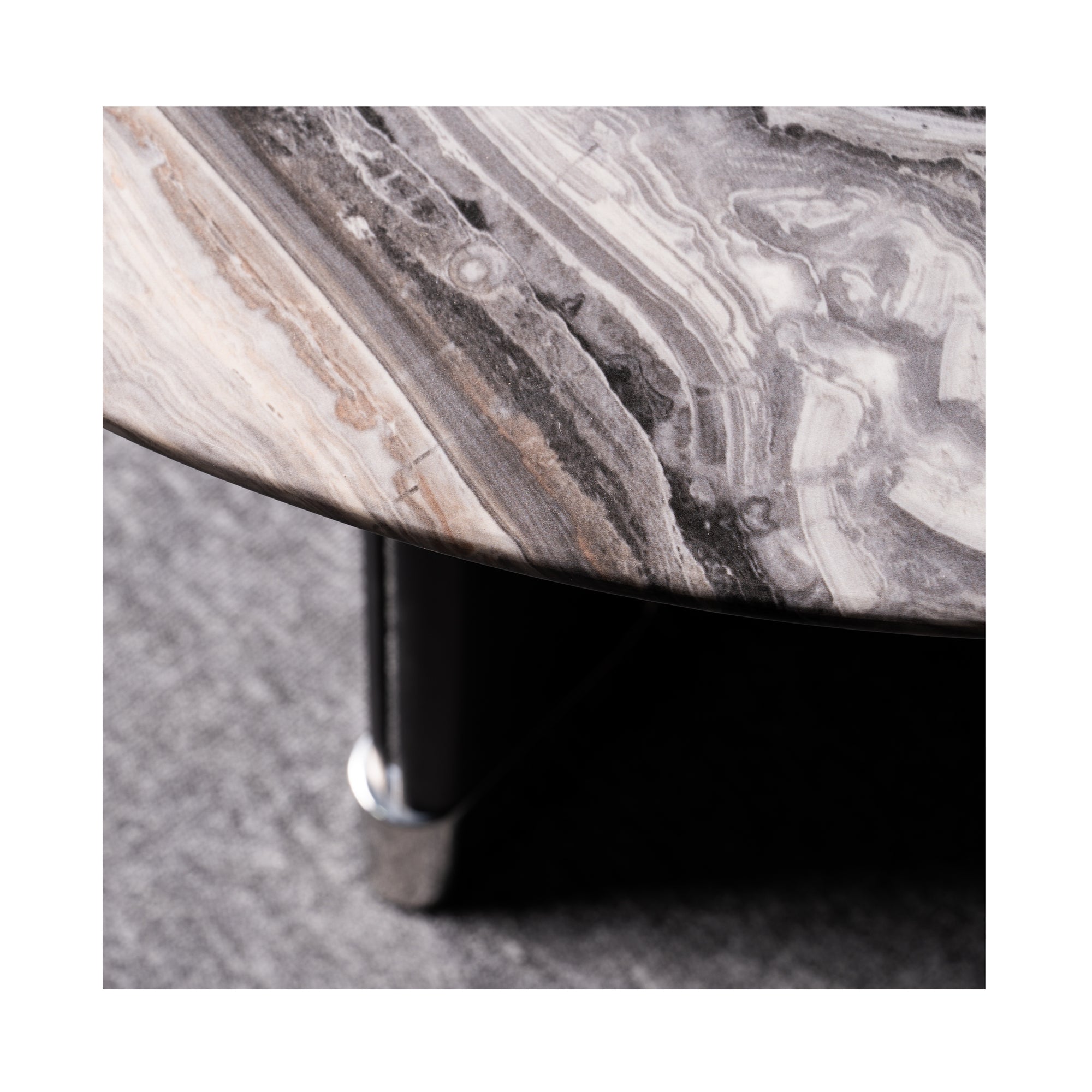SATURA Dining Table